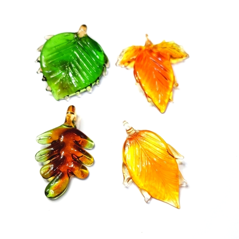 LILLIAN VERNON Set Of 3 Glass Leaf Scatters Fall Decor Pendants